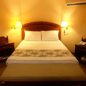 Hotel El Cielito - Makati ***