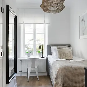 Lejlighedshotel Wow, Foereningsgatan 9